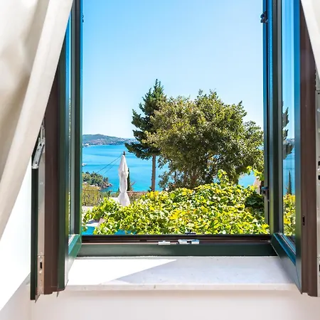 Tereza With Private Pool Sea View